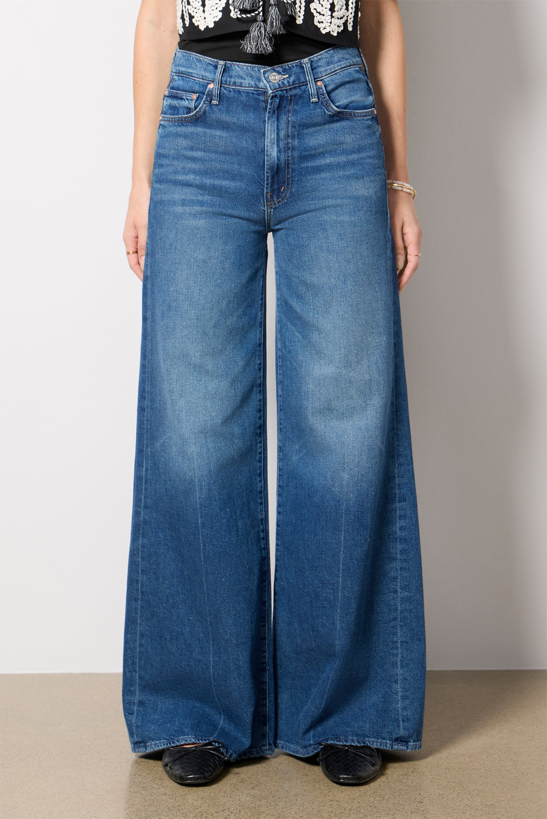 The Undercover Sneak