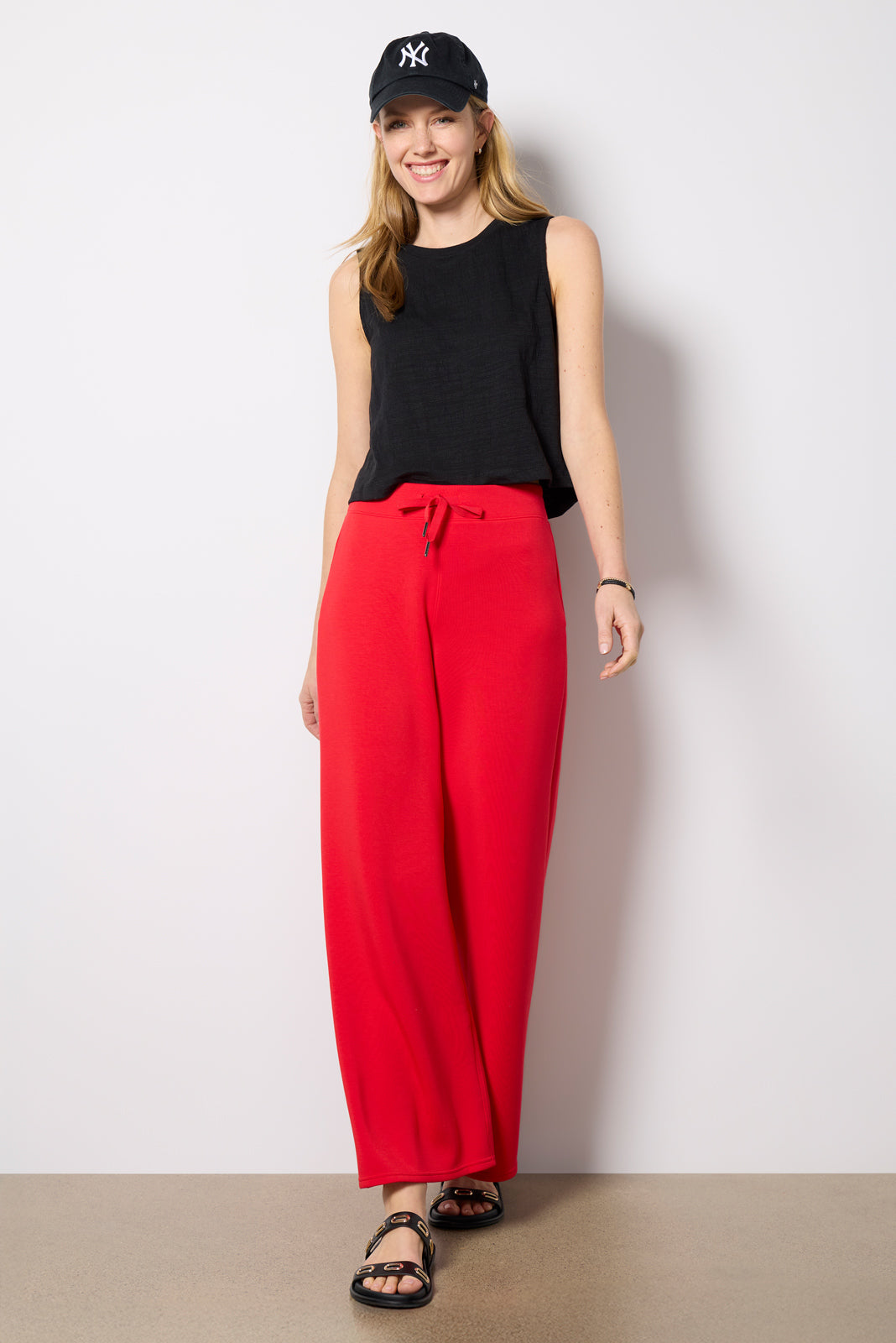 AirEssentials Wide Leg