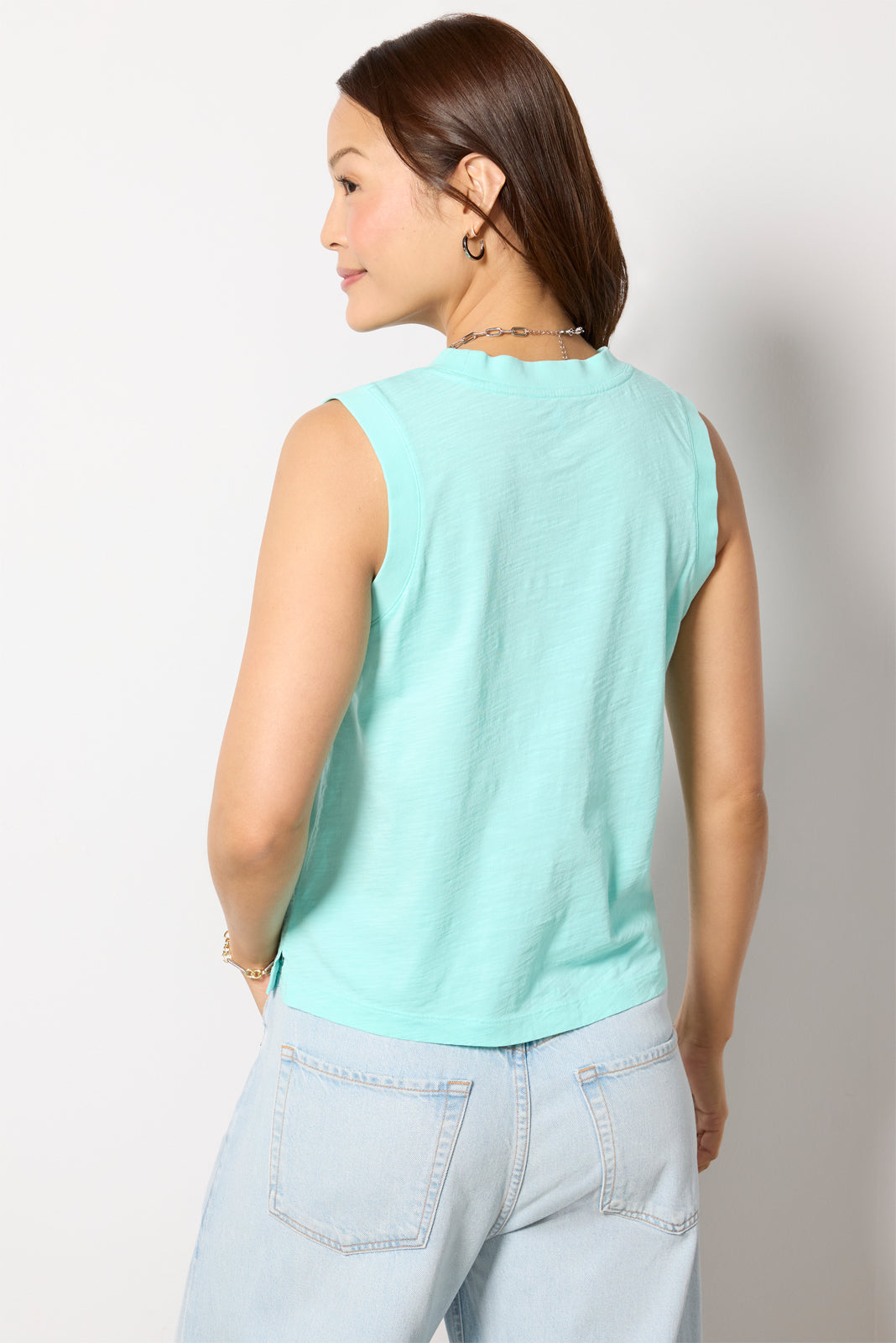 Emery Pocket Tank