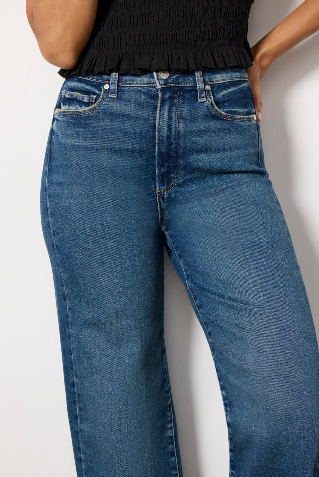 Anessa 31` W/ Side Seam Inset