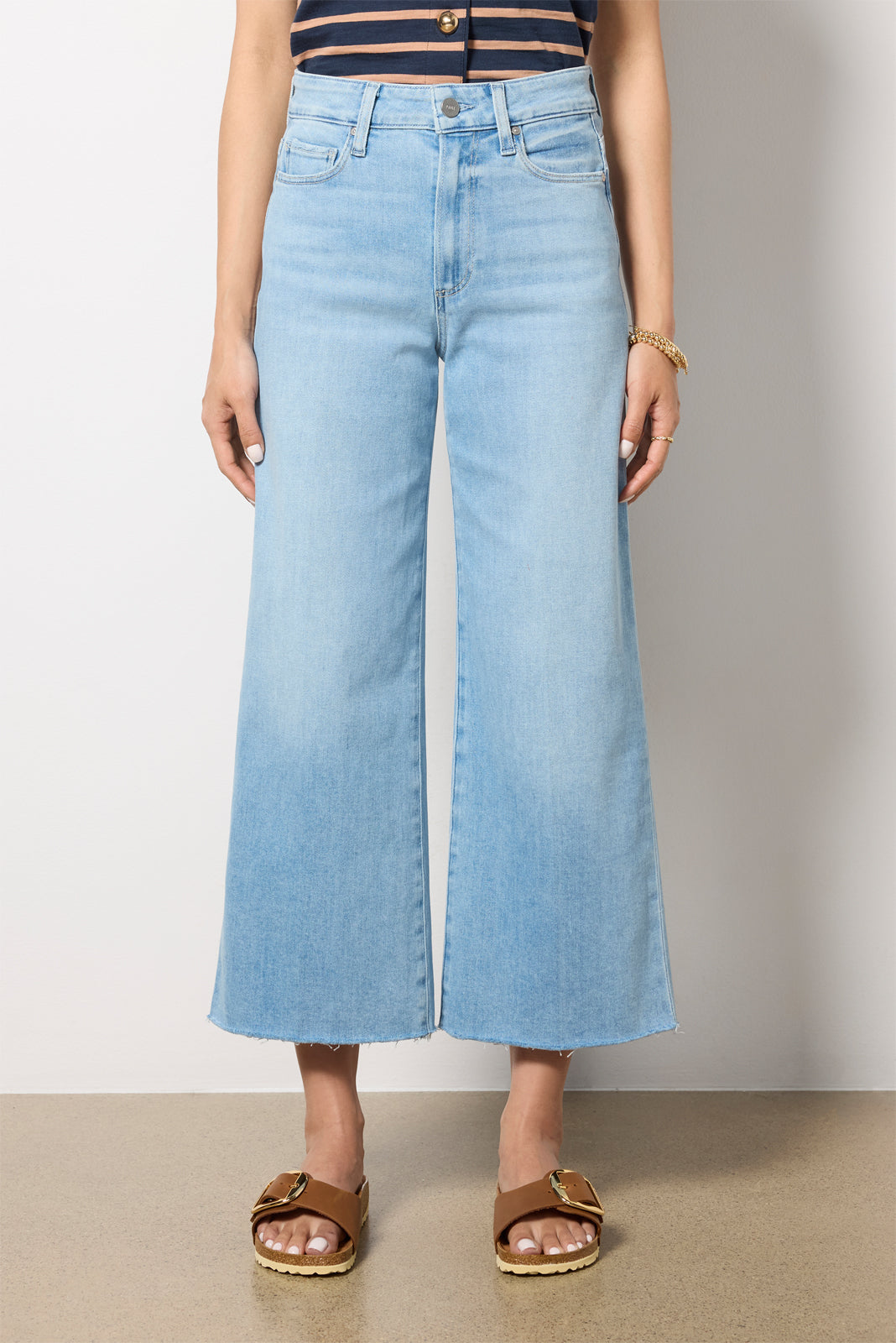 Petite Anessa w Raw Hem