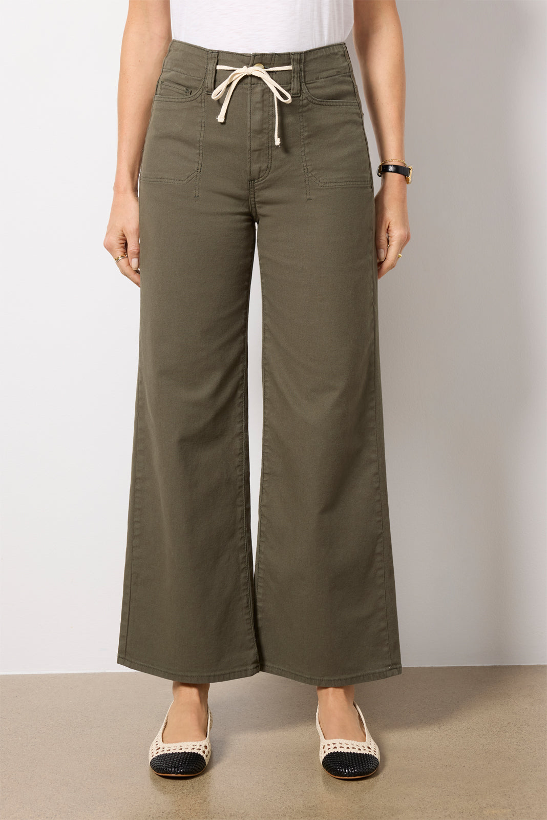 Ari w/ Waistband Tie