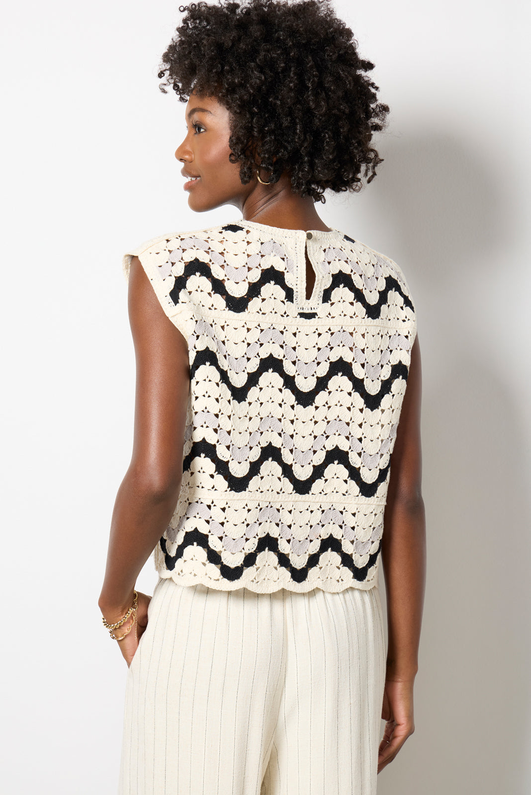 Erin Crochet Pullover