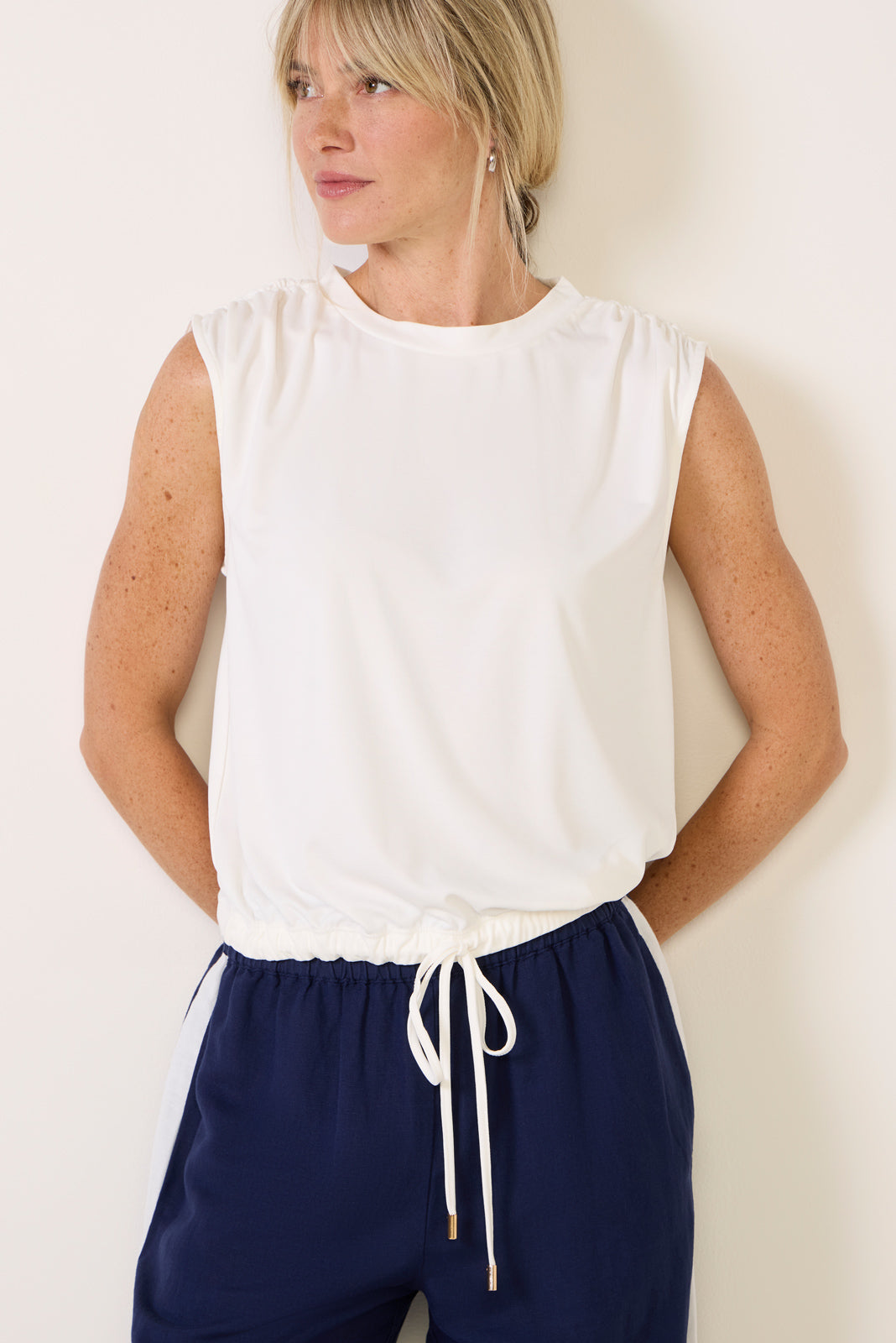 Noor Tie Bottom Tank