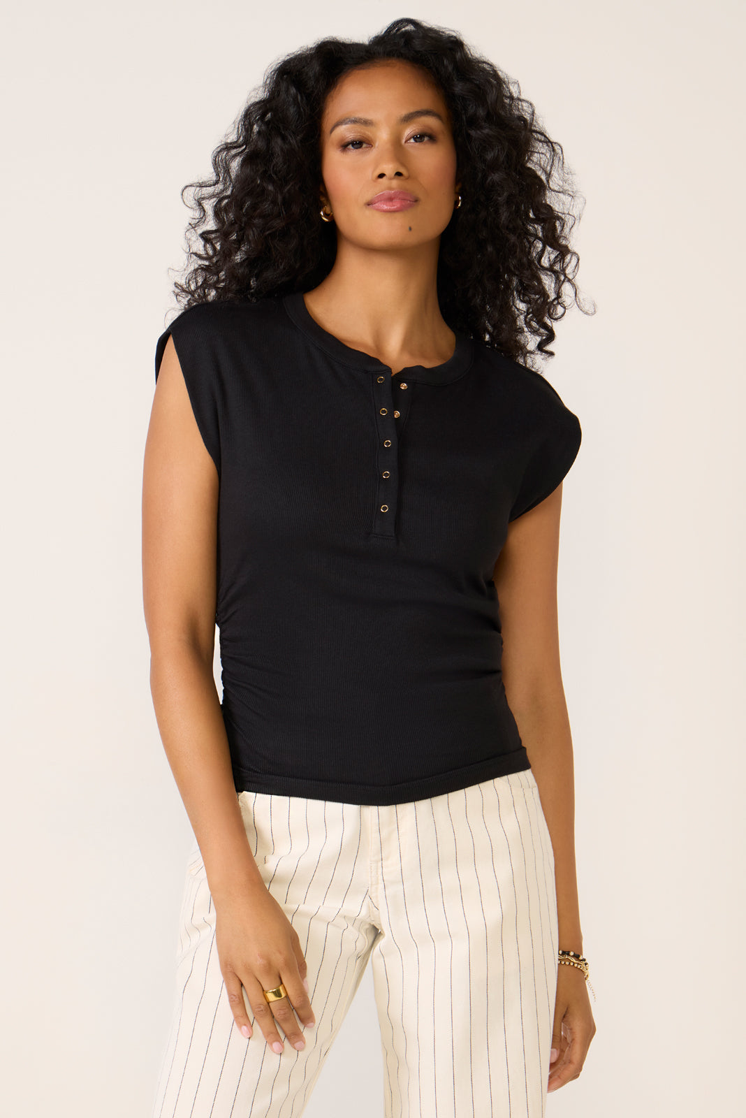 Joni Snap Henley Top