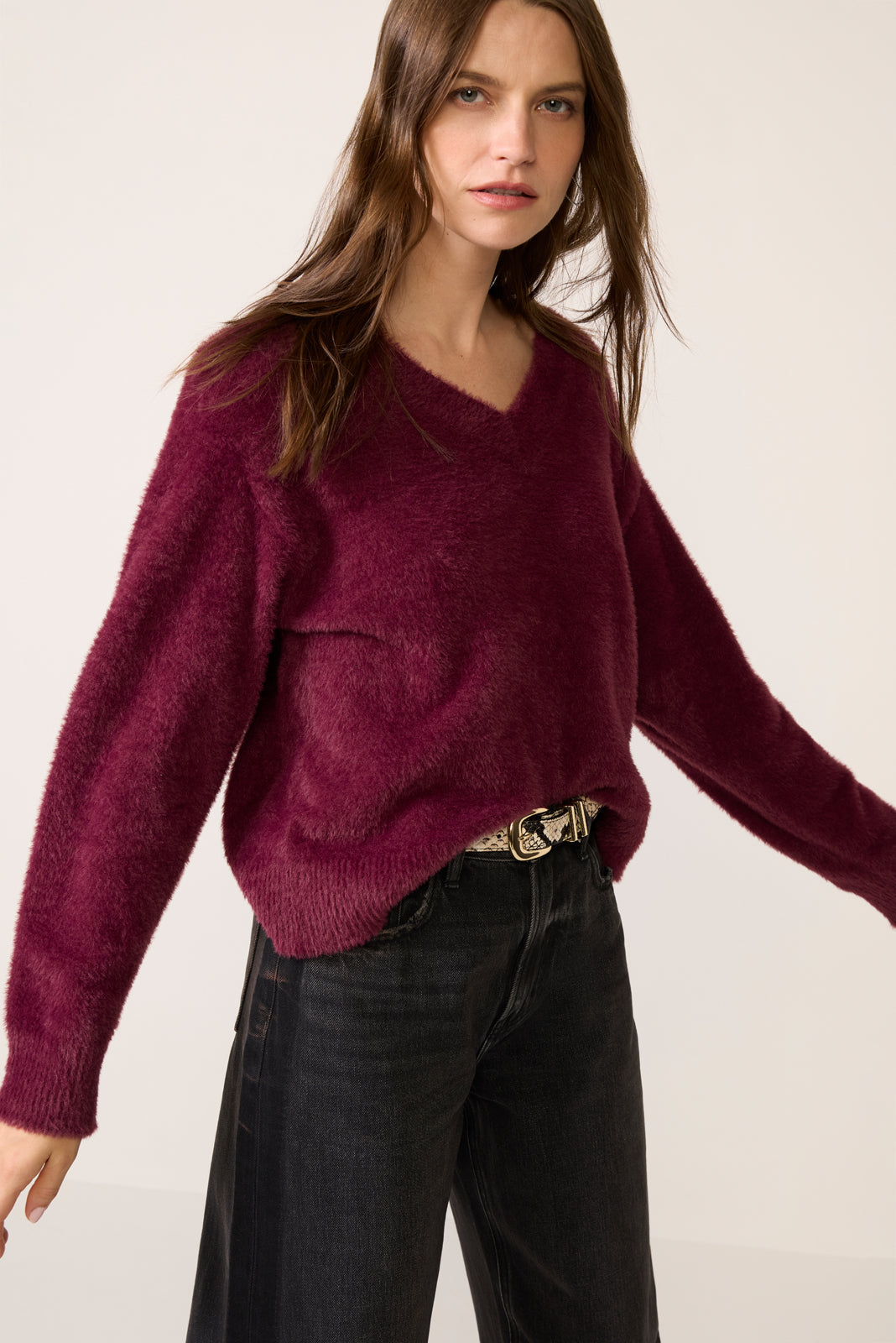 Piper V-neck Eyelash Sweater