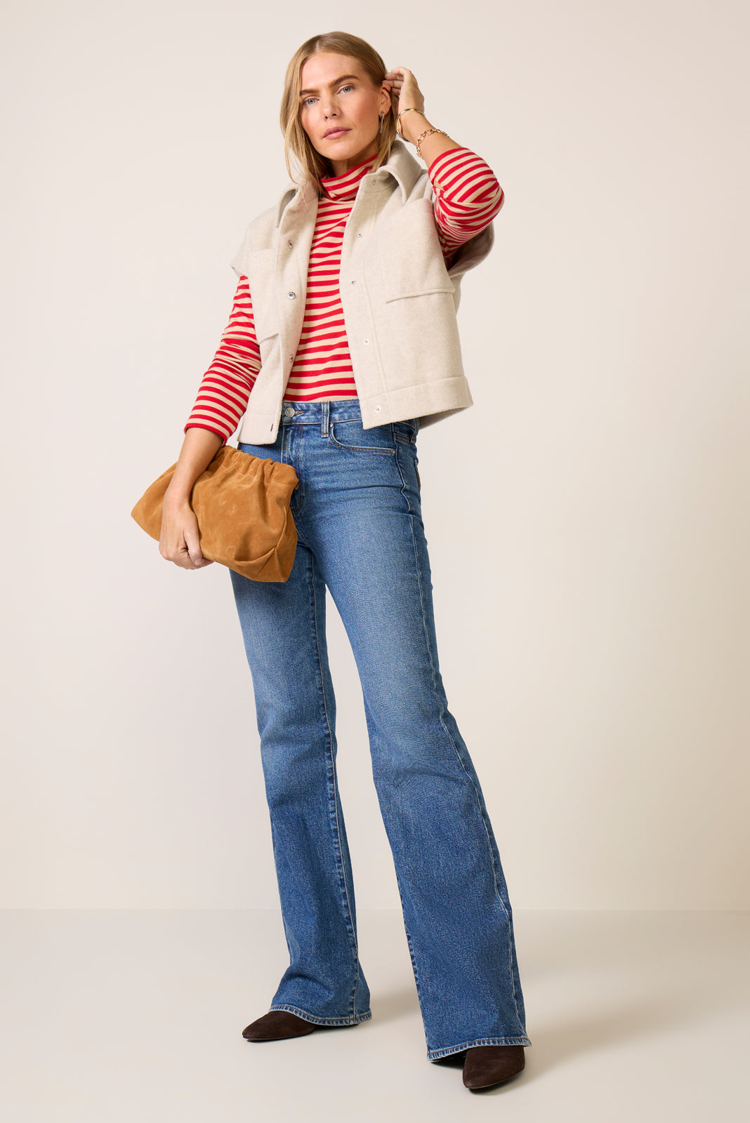 Sofia 31` Bootcut Jean