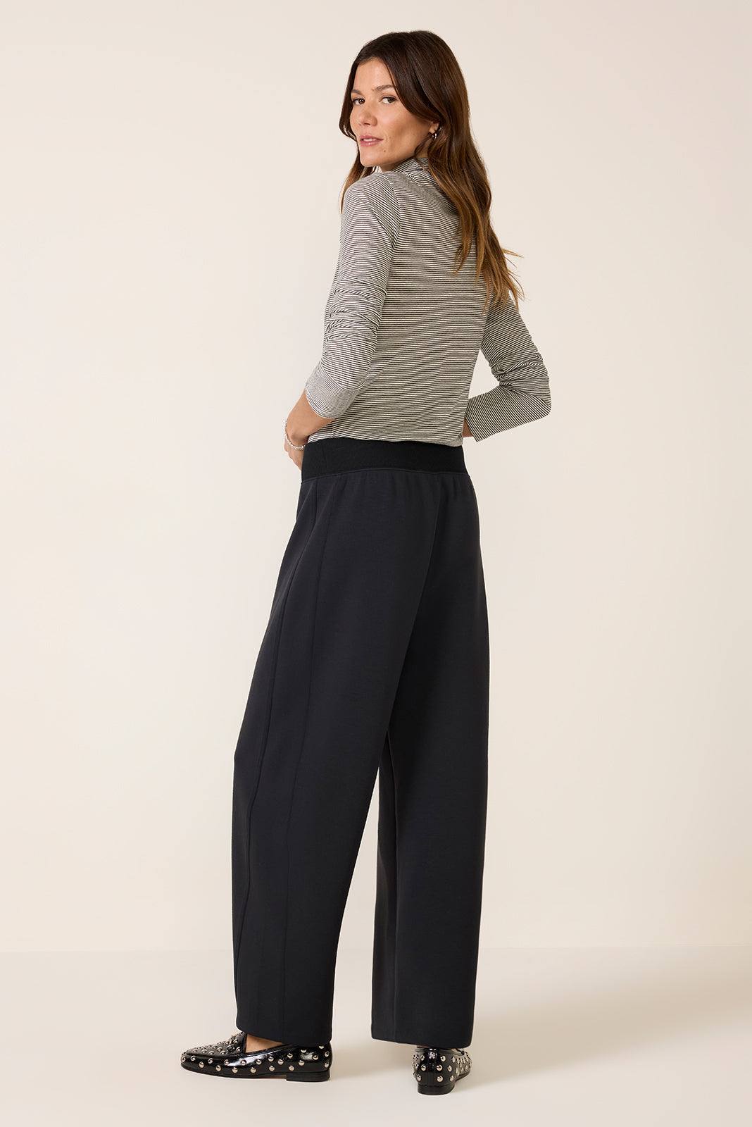 Air Essentials Luxe Ankle Pant