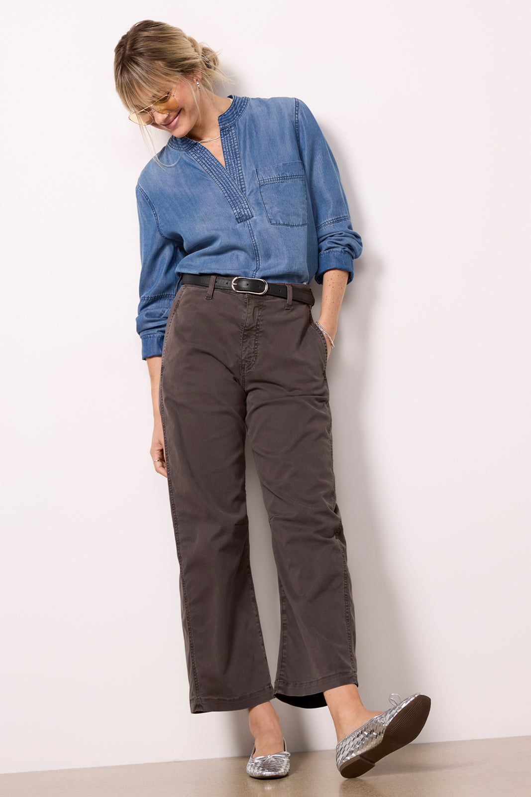 Laci Chambray Popover