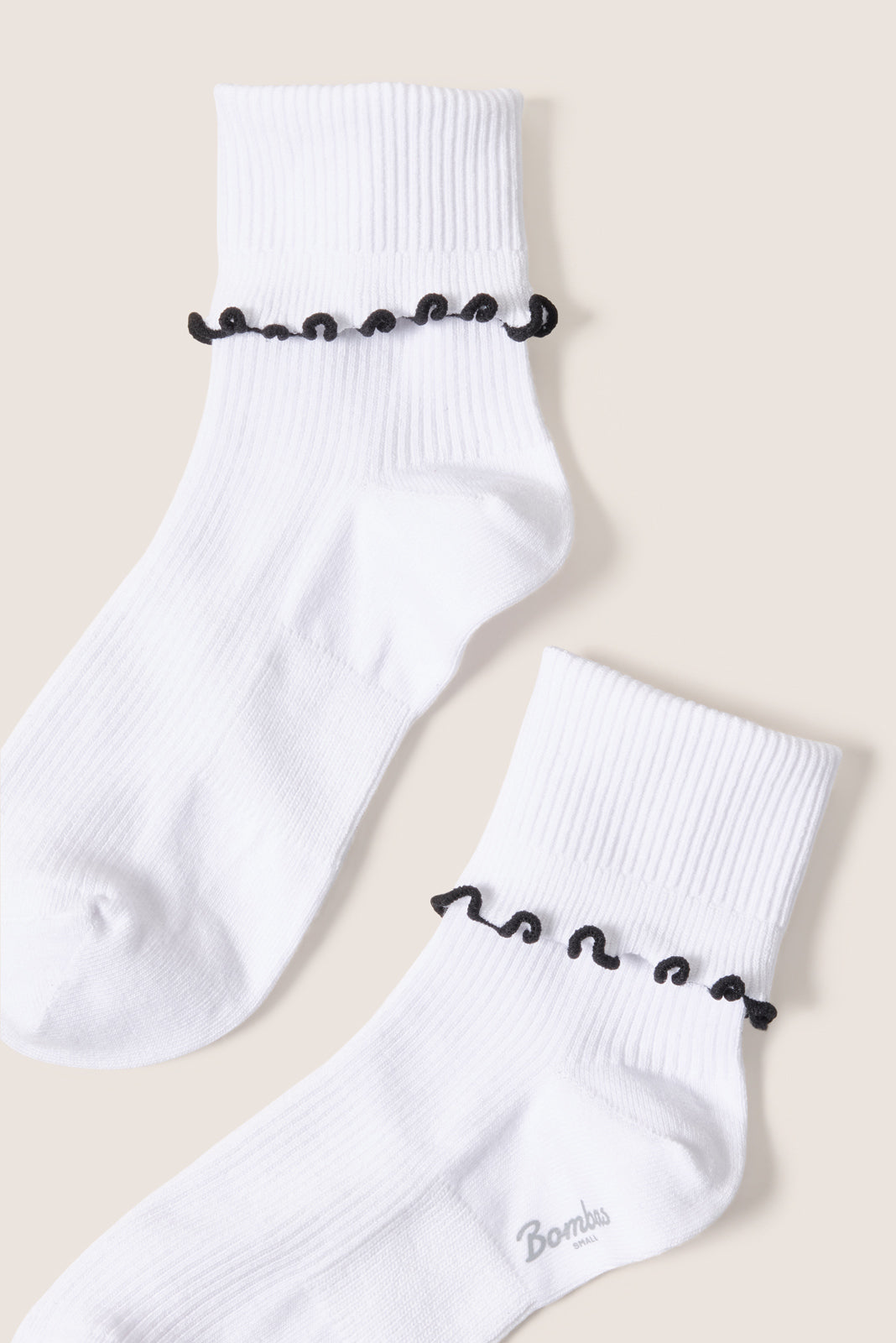 Ruffle Edge Half Calf Sock