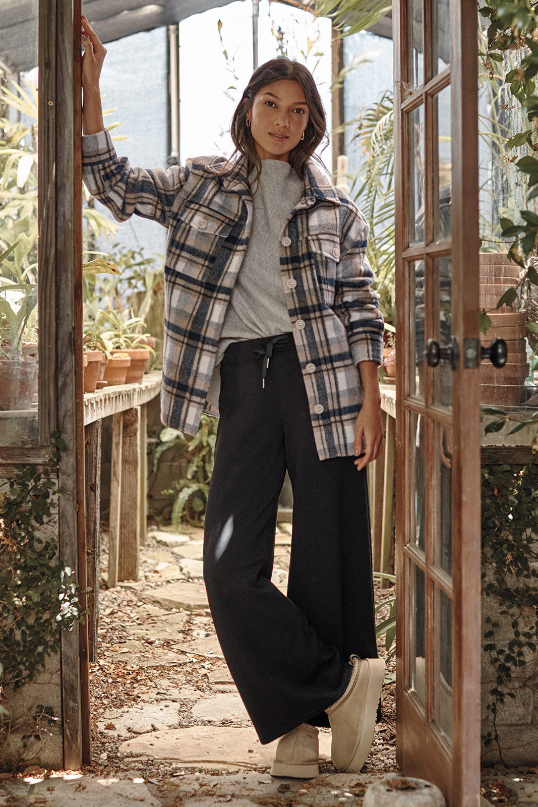 AirEssentials Wide Leg Pant